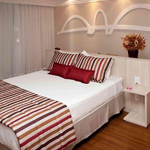 Habitación Clásica con Cama Queen